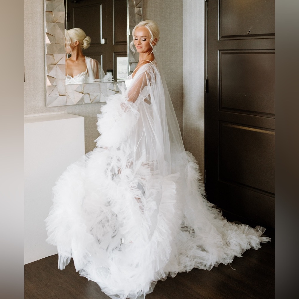 Voir Victoria Bridal Robe